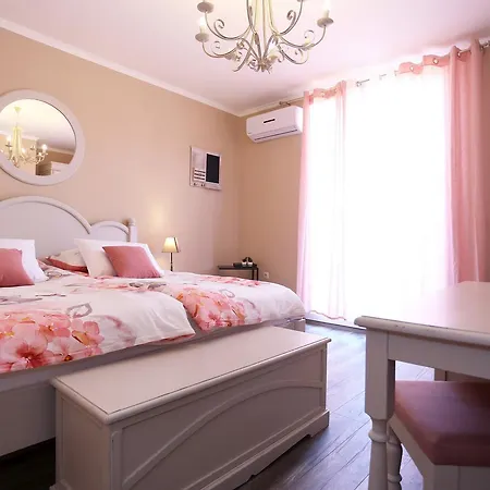 Shabby Chic Apartment